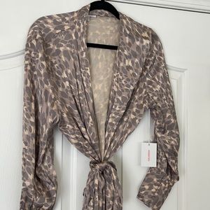 Good American Honey leopard robe/dress size 2 fits larger new w/tags